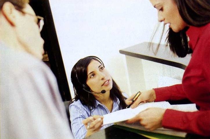 Cha mẹ cần quan tâm con cái đi du học